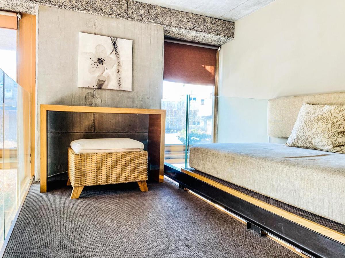 Zwierzyniecka Lofts With Patio And Air Conditioning, Cracow City Heart Old Town *