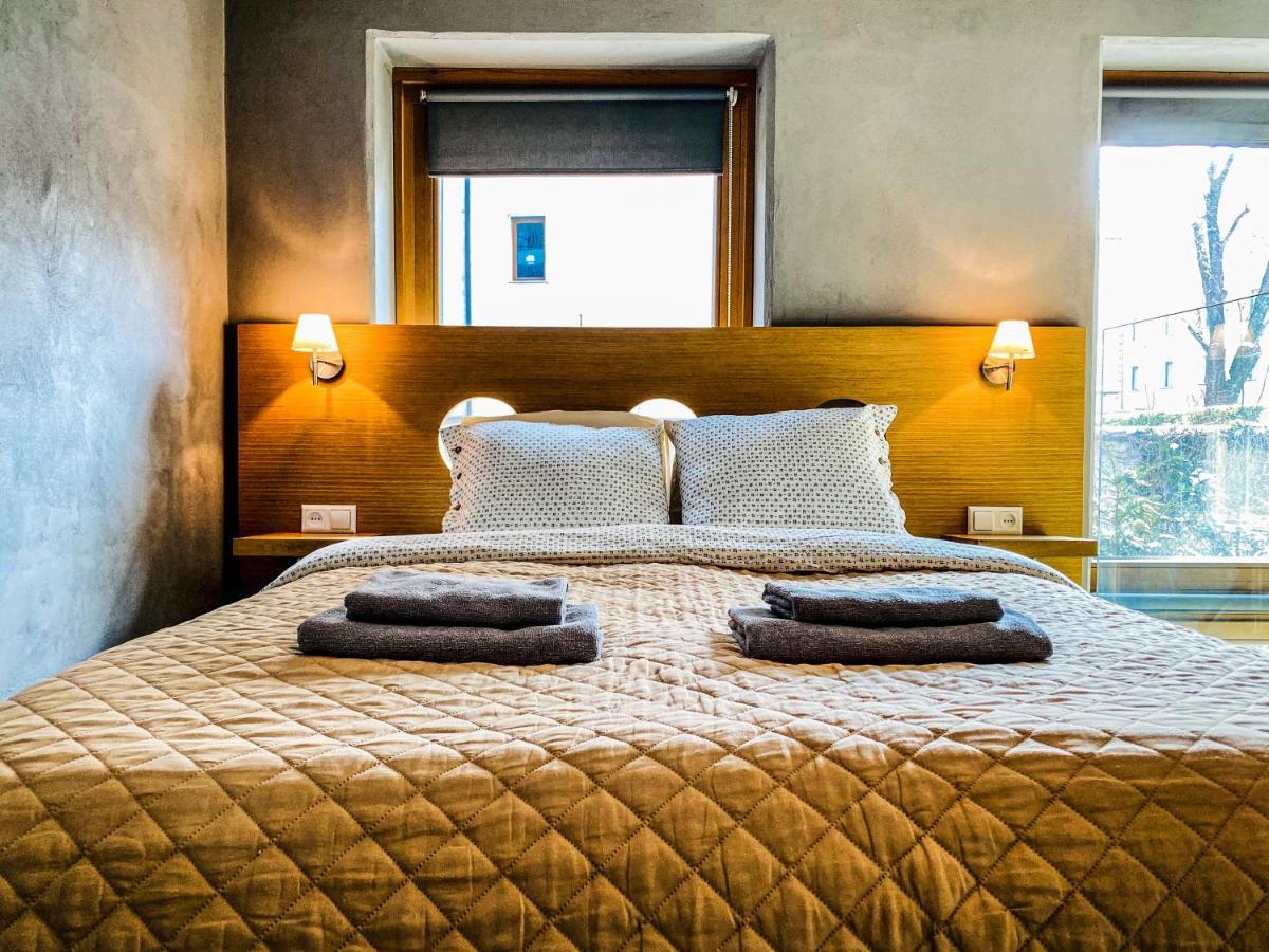 Zwierzyniecka Lofts With Patio, Cracow Heart Old Town Apartment Krakow