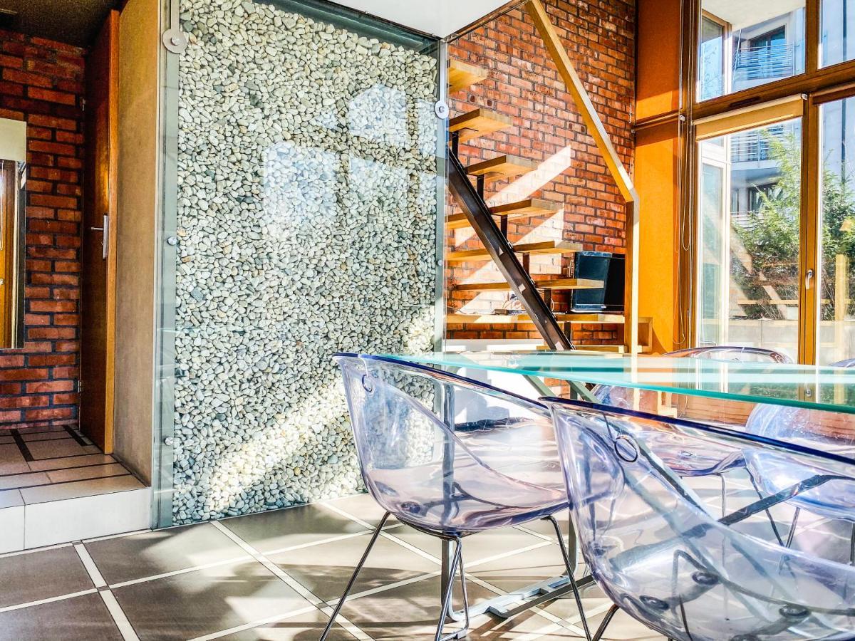 Zwierzyniecka Lofts With Patio, Cracow Heart Old Town Apartment Krakow