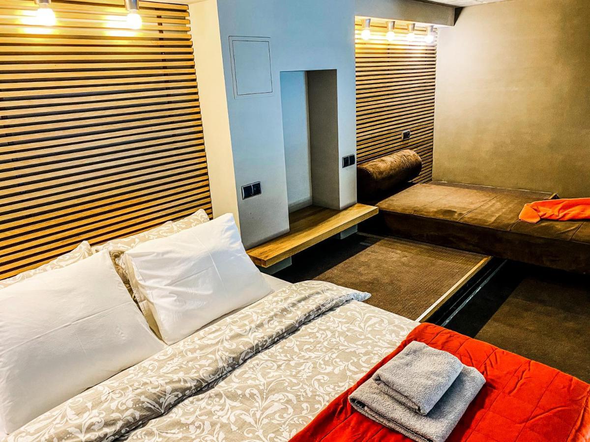 Zwierzyniecka Lofts With Patio, Cracow Heart Old Town Apartment Krakow